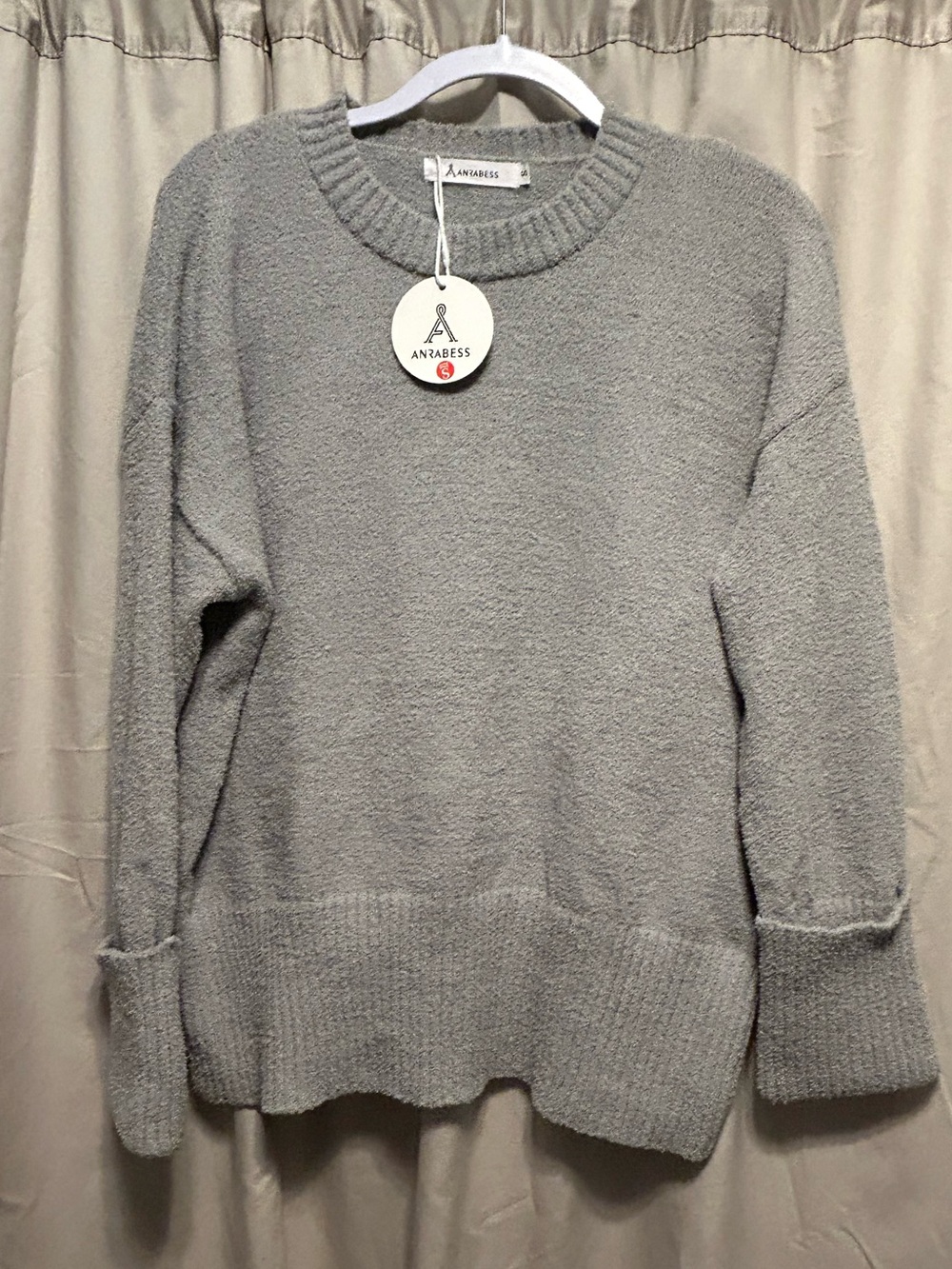 Arabess Cozy Crewneck Sweater in Light Gray